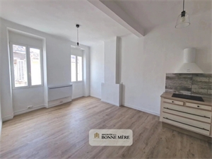 appartement à la vente -   13003  MARSEILLE 3E ARRONDISSEMENT, surface 31,08 m2 vente appartement - APR724358